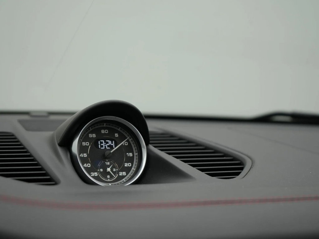 Porsche 991.2 Carrera GTS