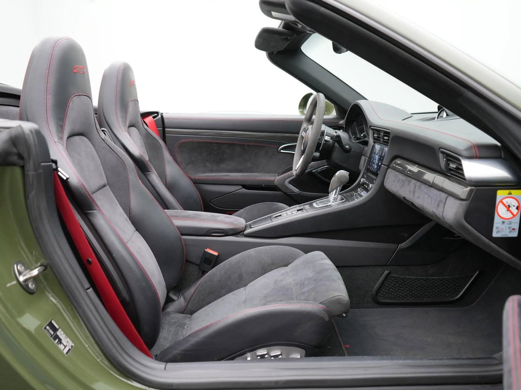 Porsche 991.2 Carrera GTS