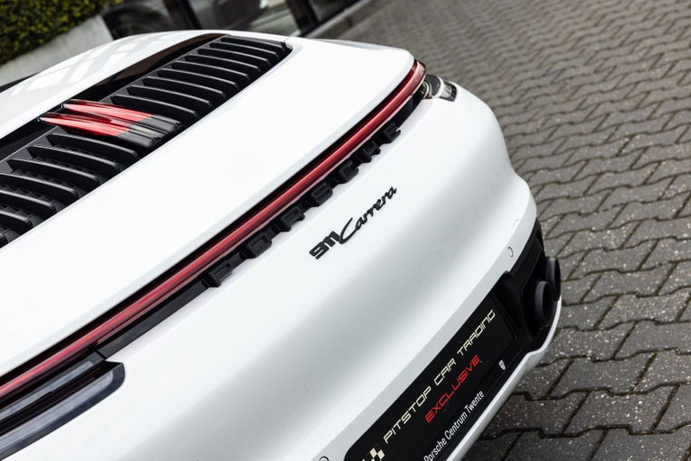 Porsche 992 Carrera