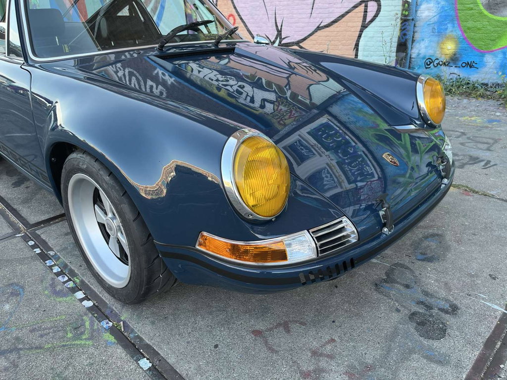 Porsche 911 Backdate