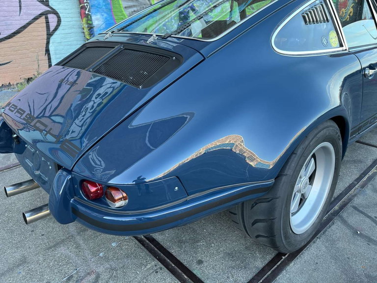 Porsche 911 Backdate