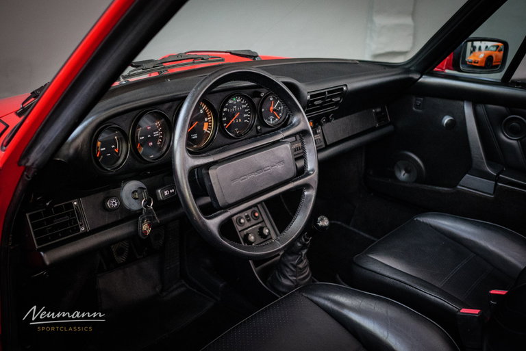 Porsche 911 Carrera 3.2
