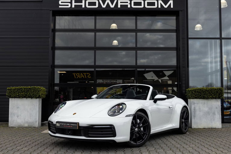 Porsche 992 Carrera