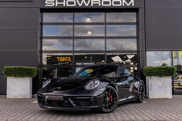 Porsche 992 Carrera 4S