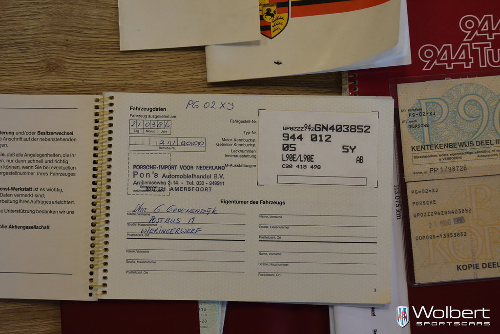 Porsche 944 Coupé