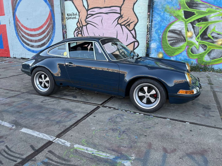Porsche 911 Backdate