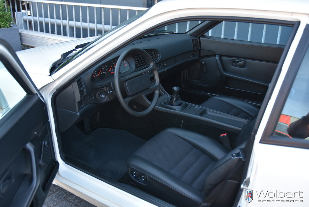 Porsche 944 Coupé