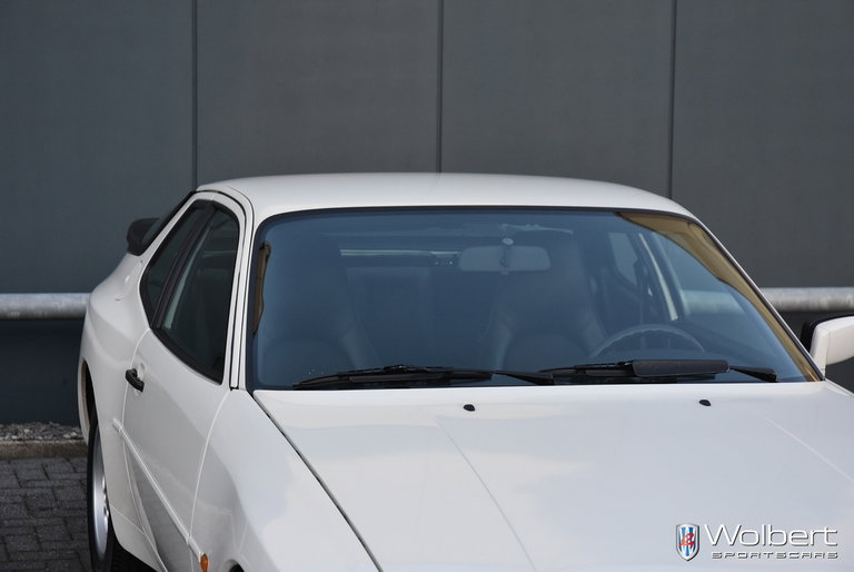 Porsche 944 Coupé