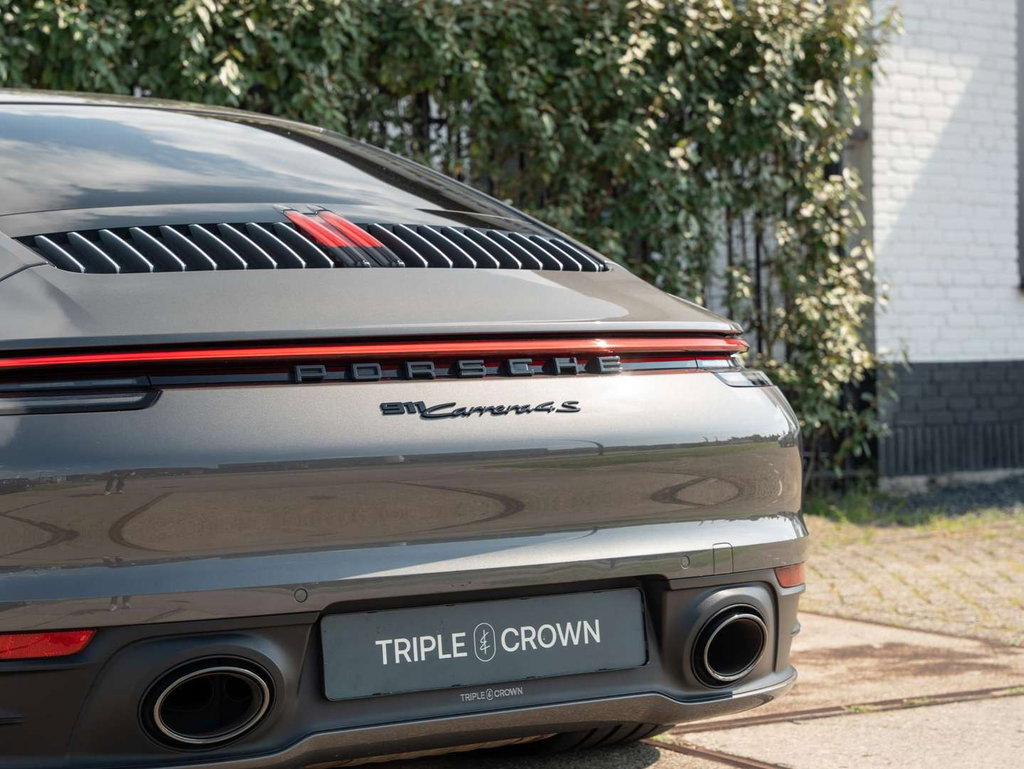 Porsche 992 Carrera 4S