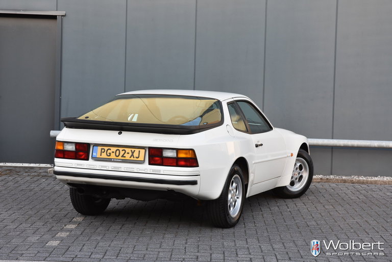 Porsche 944 Coupé