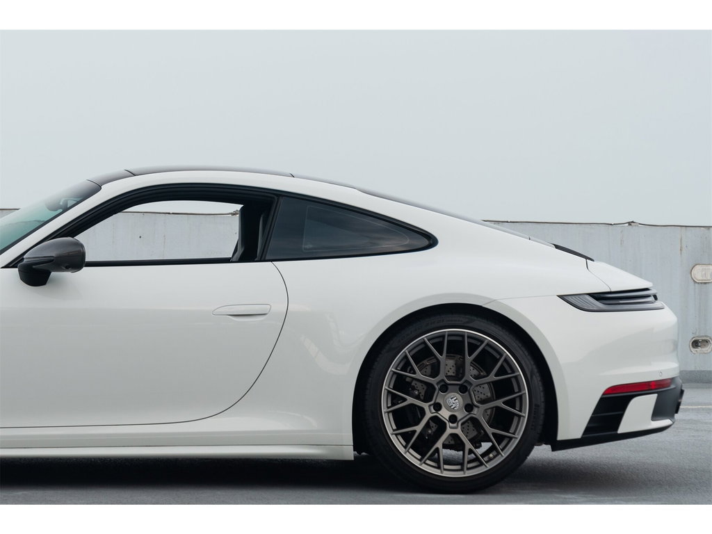 Porsche 992 Carrera T