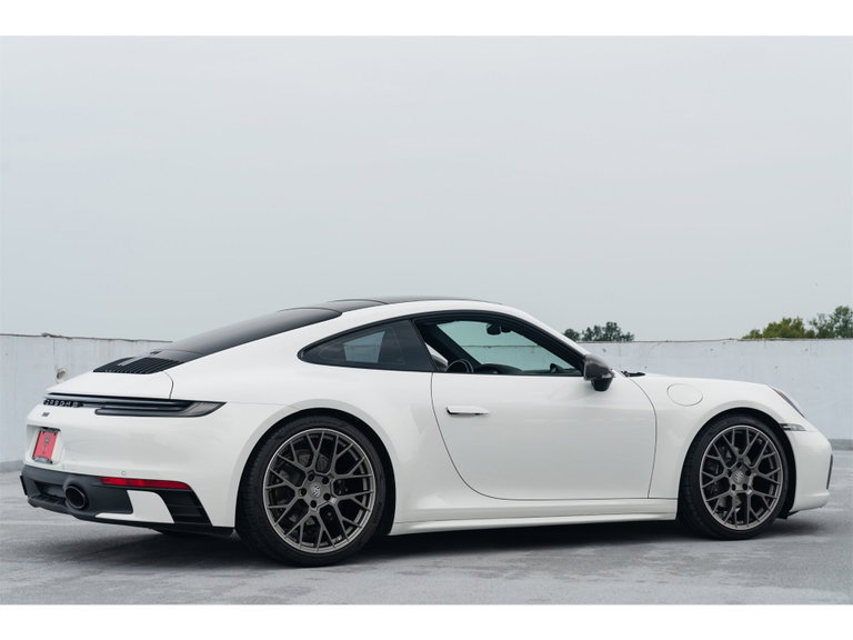 Porsche 992 Carrera T