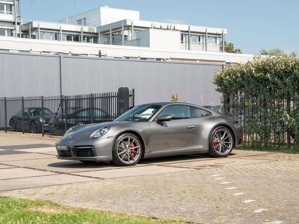 Porsche 992 Carrera 4S