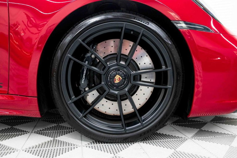 Porsche 992 Targa 4 GTS