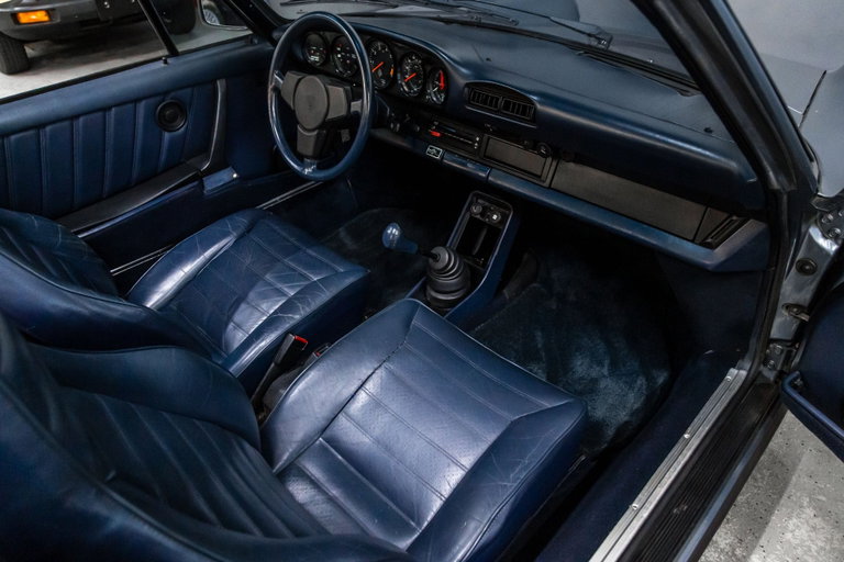 Porsche 911 Carrera 3.2