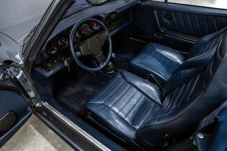 Porsche 911 Carrera 3.2