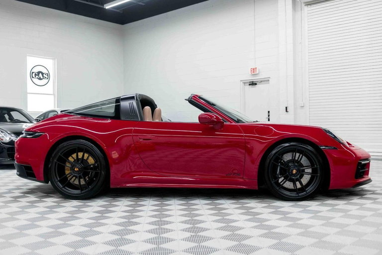 Porsche 992 Targa 4 GTS