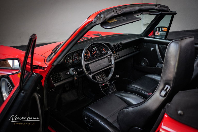 Porsche 911 Carrera 3.2