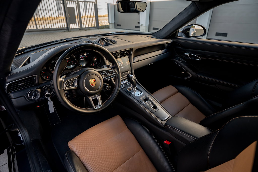 Porsche 991.2 Carrera 4 GTS
