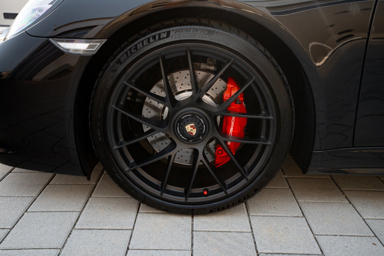 Porsche 991.2 Carrera 4 GTS