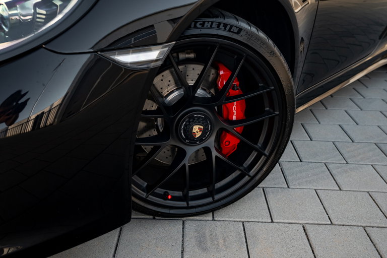 Porsche 991.2 Carrera 4 GTS