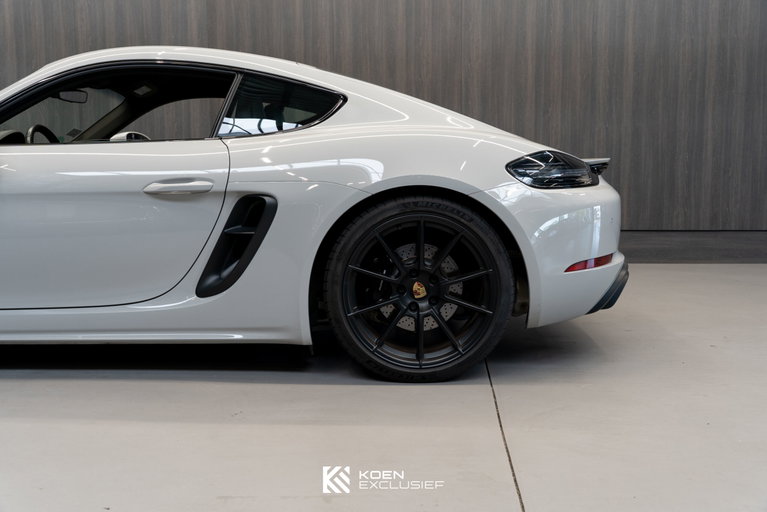 Porsche 718 Cayman GTS 4.0