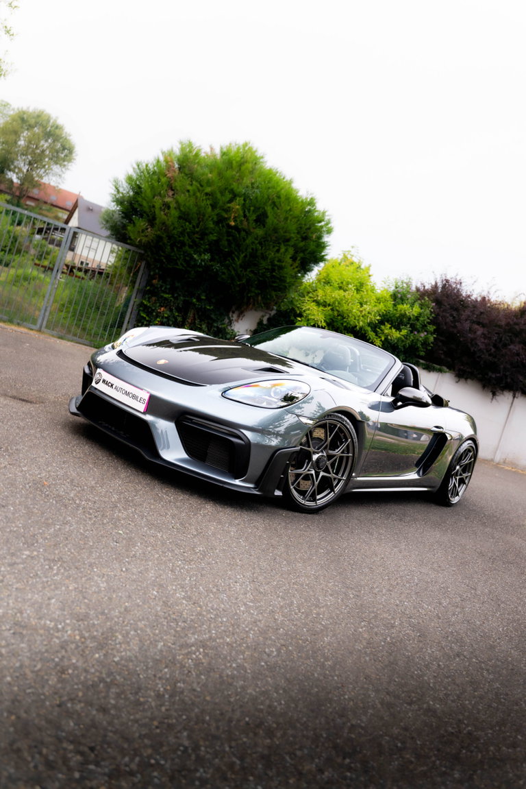 Porsche 718 Spyder RS