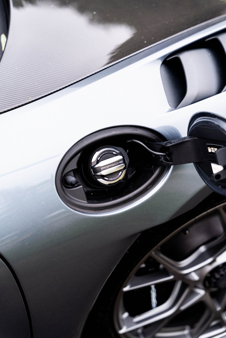 Porsche 718 Spyder RS