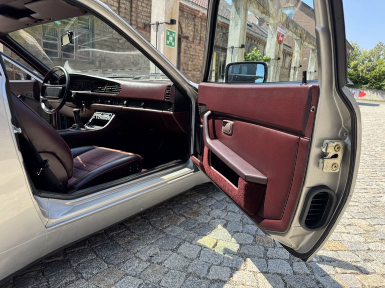 Porsche 944 Turbo Coupé