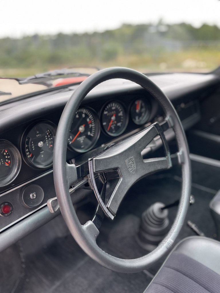 Porsche 911 T (US)