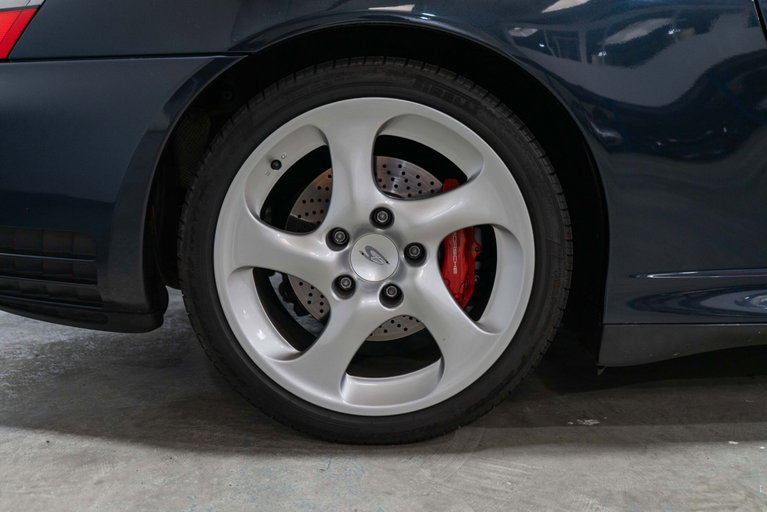Porsche 996.2 Carrera 4S