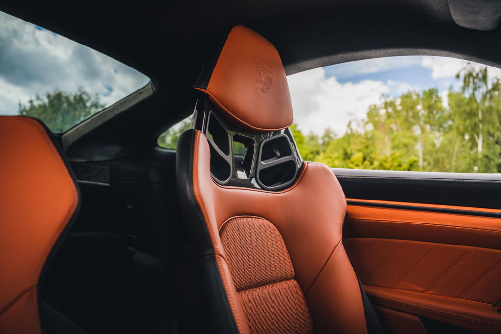Porsche 911 S/T