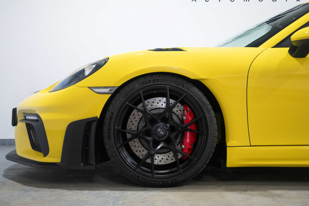Porsche 718 Cayman GT4 RS