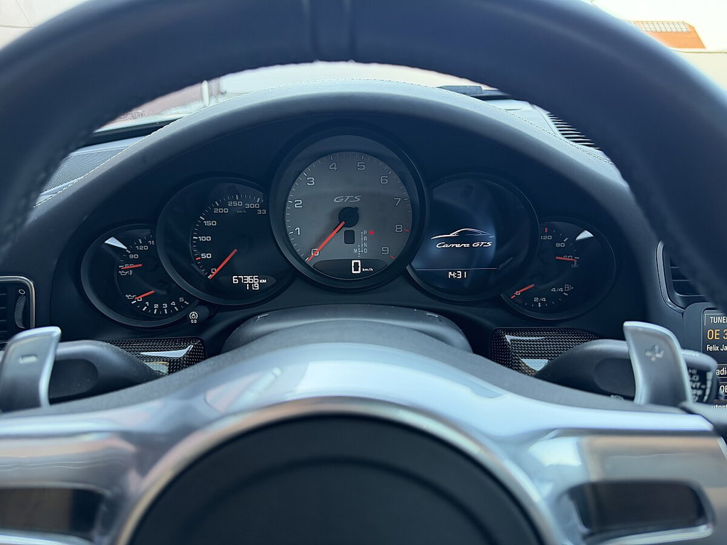 Porsche 991 Carrera GTS