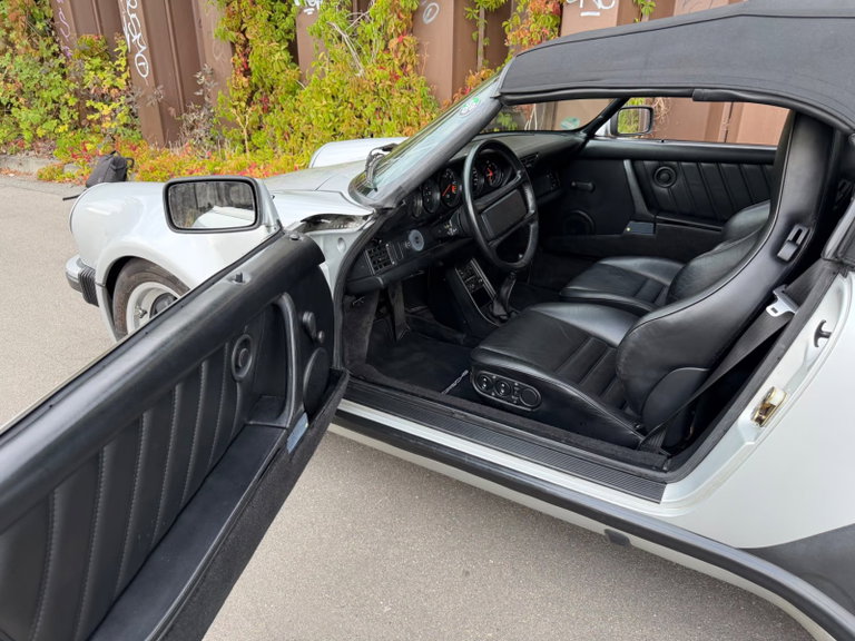 Porsche 911 Carrera 3.2 Speedster