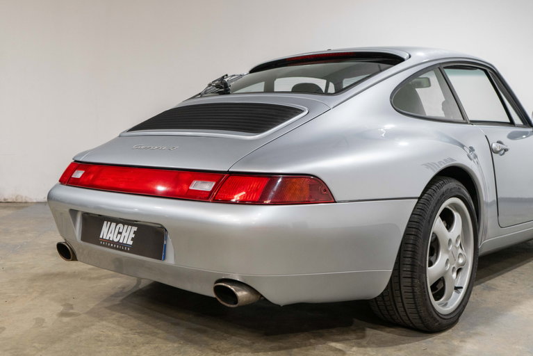 Porsche 993 Carrera 4