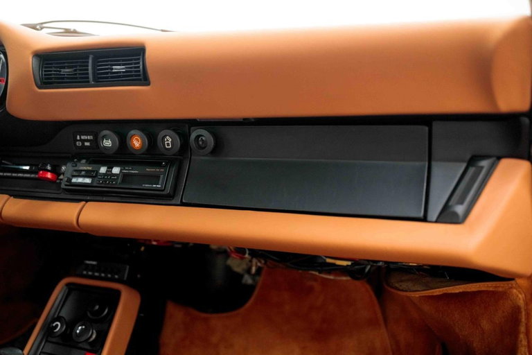 Porsche 911 Turbo 3.0 (US)