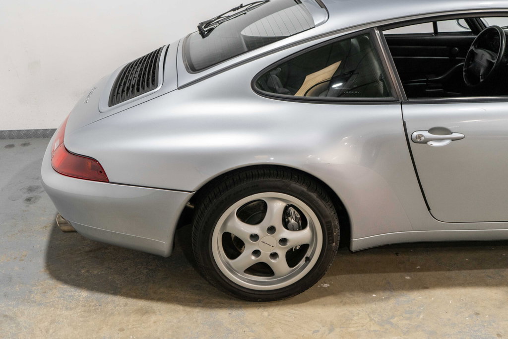 Porsche 993 Carrera 4