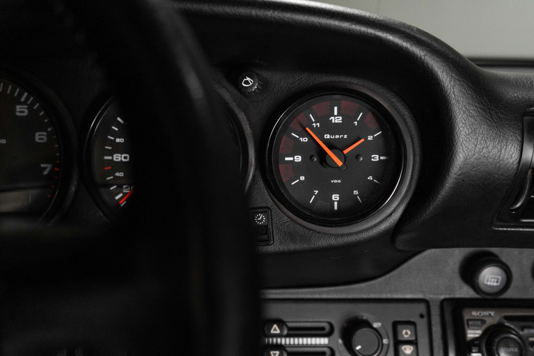 Porsche 993 Carrera 4