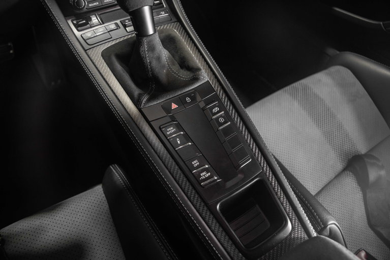Porsche 718 Cayman GT4 RS