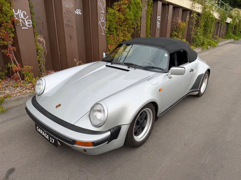 Porsche 911 Carrera 3.2 Speedster
