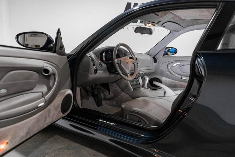 Porsche 996.2 Carrera 4S