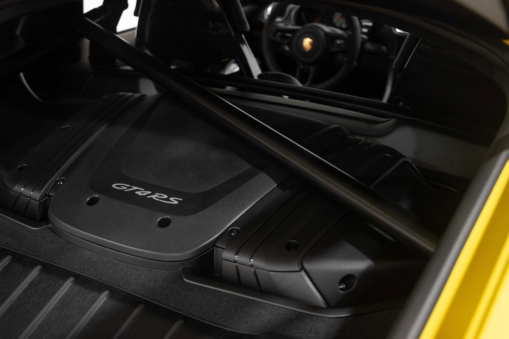 Porsche 718 Cayman GT4 RS