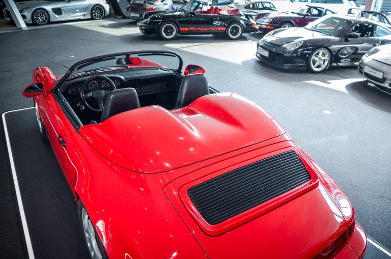 Porsche 964 Carrera 2 Speedster