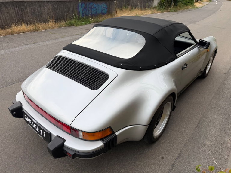 Porsche 911 Carrera 3.2 Speedster