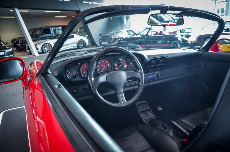 Porsche 964 Carrera 2 Speedster