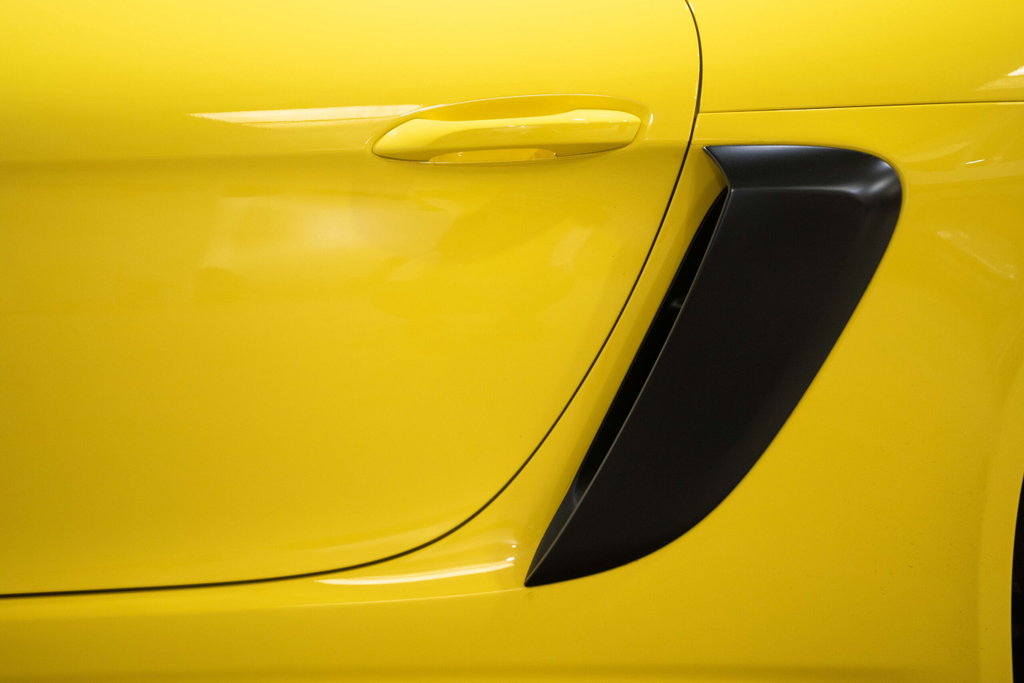 Porsche 718 Cayman GT4 RS