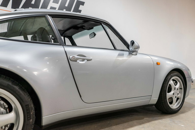 Porsche 993 Carrera 4
