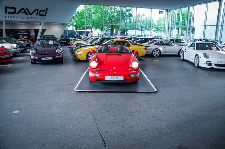 Porsche 964 Carrera 2 Speedster