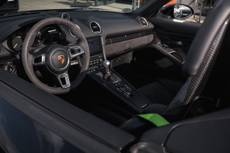 Porsche 718 Spyder